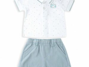 This sweet little baby boys tiger print short set has a button down polo shirt with a pointed collar and short sleeves trimmed in a baby blue pinstripe. Comes paired with matching baby blue shorts with fake side pockets