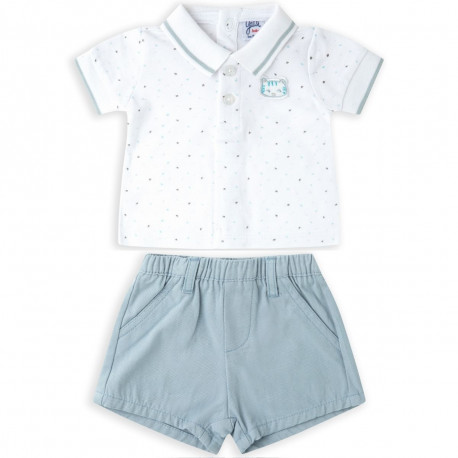 This sweet little baby boys tiger print short set has a button down polo shirt with a pointed collar and short sleeves trimmed in a baby blue pinstripe. Comes paired with matching baby blue shorts with fake side pockets