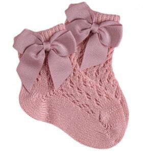 These baby socks are absolutely beautiful with the prettiest openwork knit design and large side bow. Comes in a variety of colors. 100% cotton-knit made in Spain Newborn in size Sold by Alz's Baby Boutique